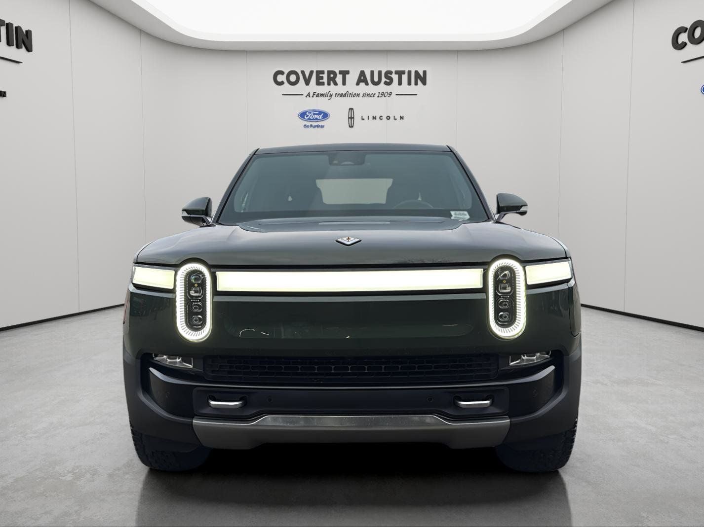 2022 Rivian R1T Adventure