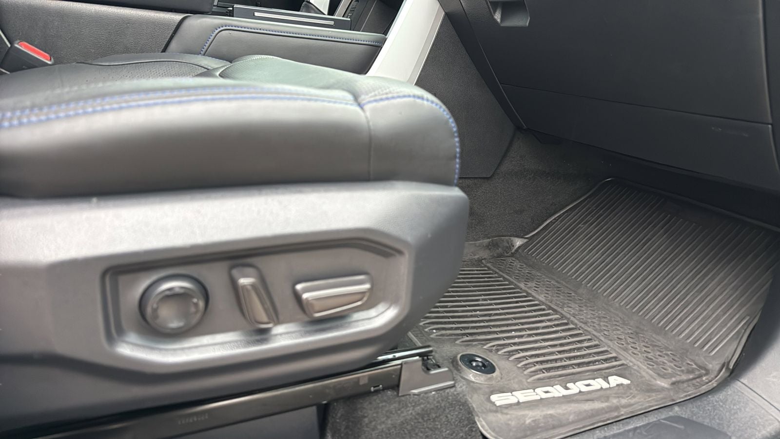 2023 Toyota Sequoia Platinum