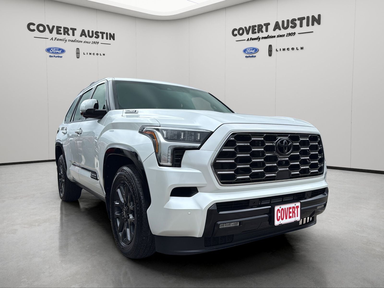 2025 Toyota Sequoia Platinum