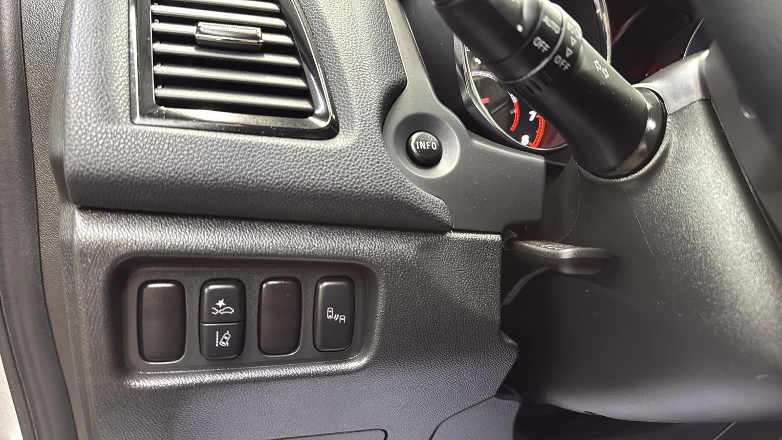 2025 Mitsubishi Outlander Sport 2.0 SE