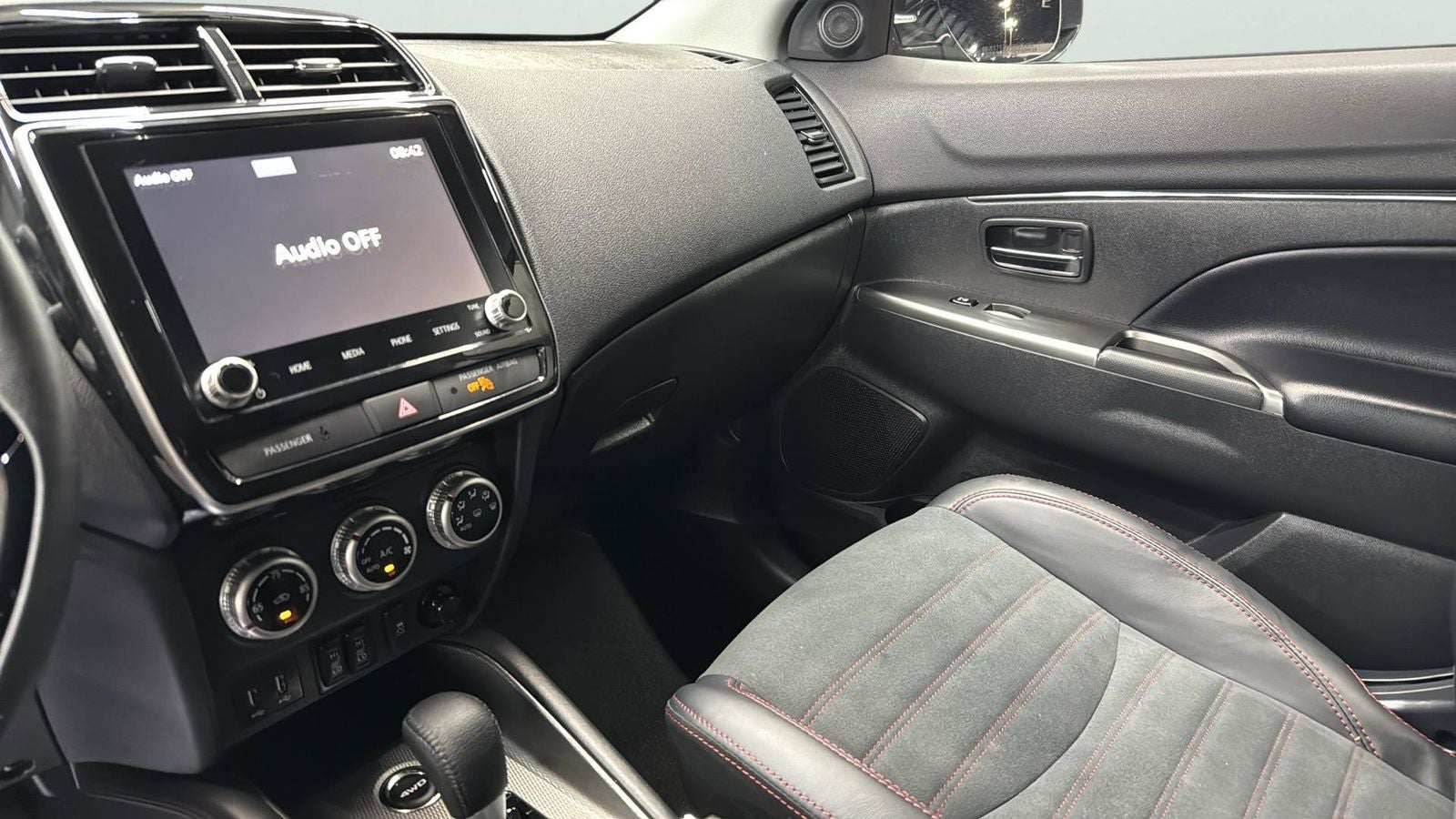 2025 Mitsubishi Outlander Sport 2.0 SE