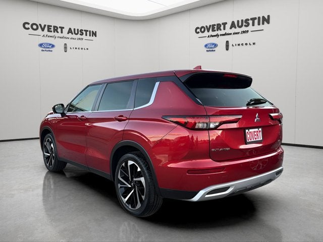 2024 Mitsubishi Outlander SE