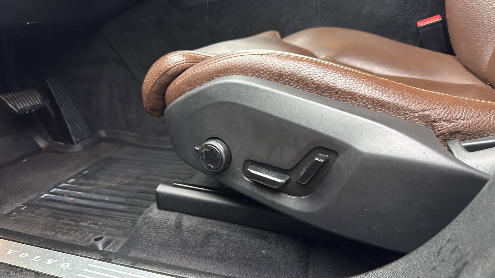 2019 Volvo XC60 T5 Momentum