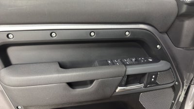 2021 Land Rover Defender 110 X-Dynamic SE