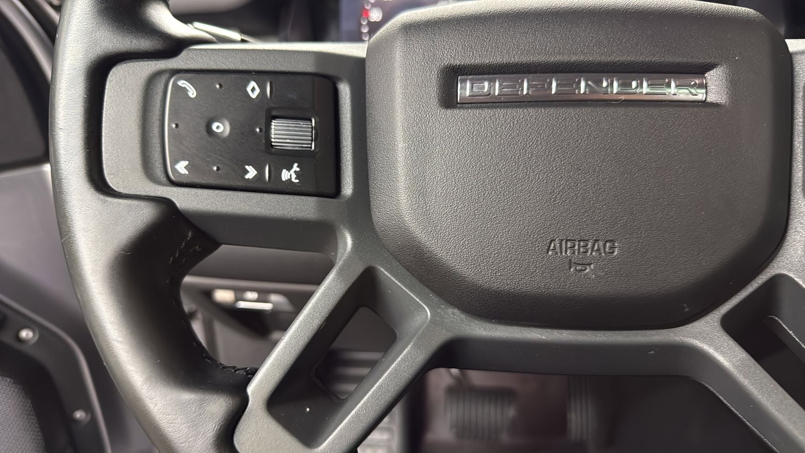 2021 Land Rover Defender 110 X-Dynamic SE