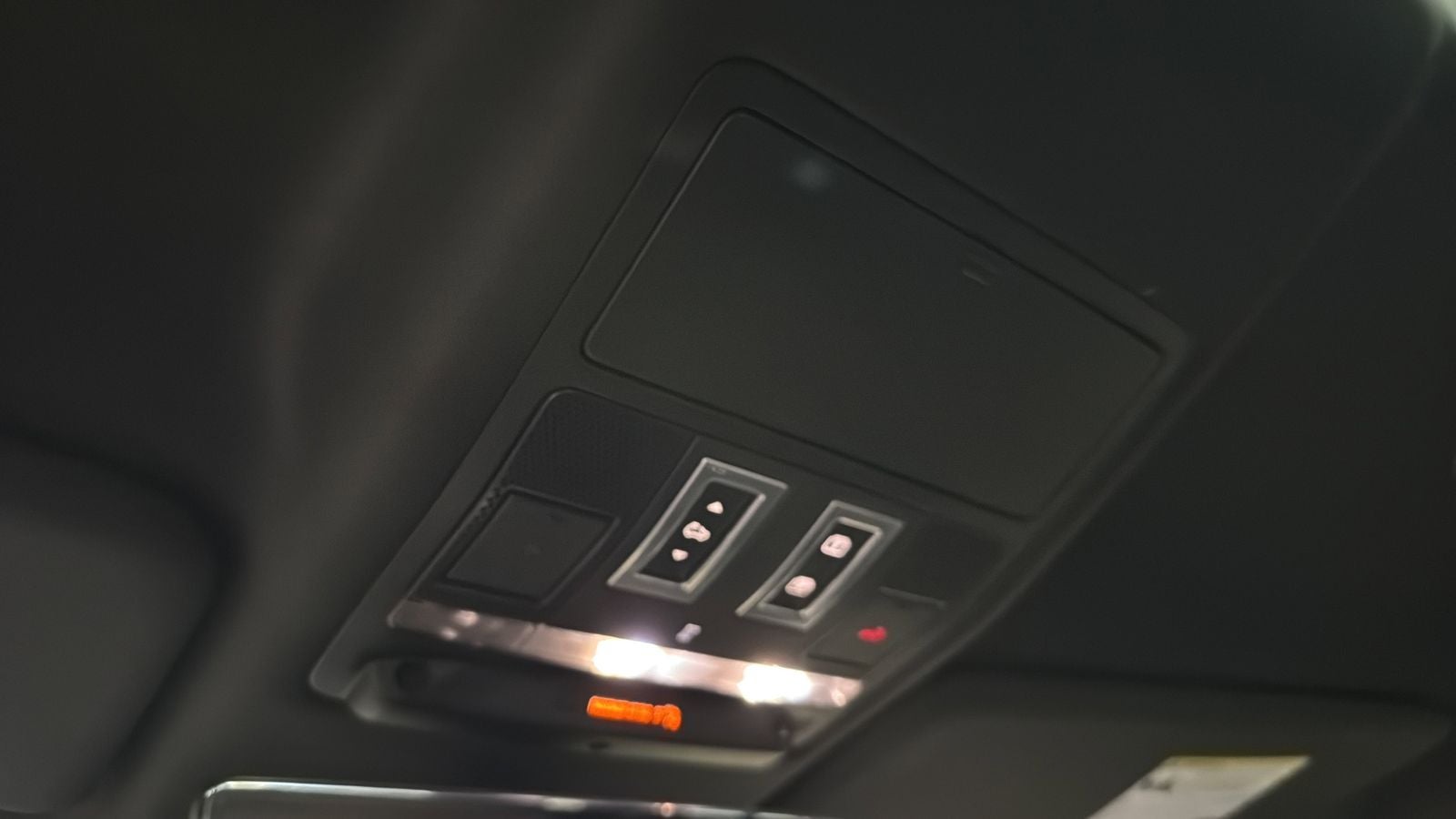 2021 Land Rover Defender 110 X-Dynamic SE