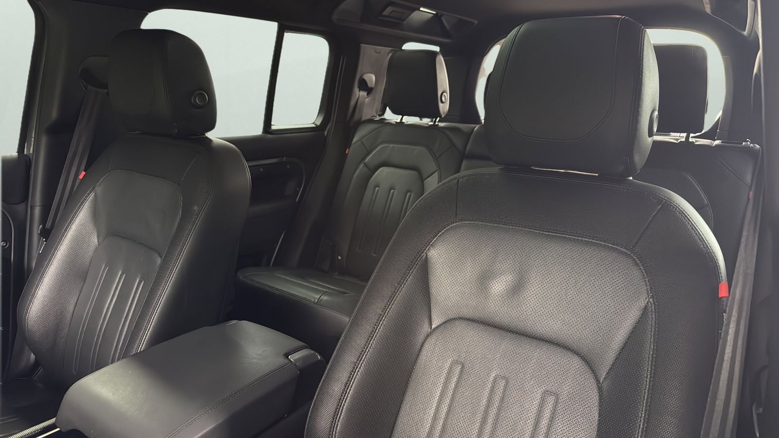 2021 Land Rover Defender 110 X-Dynamic SE