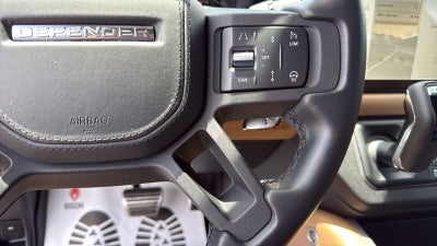 2025 Land Rover Defender 110 V8