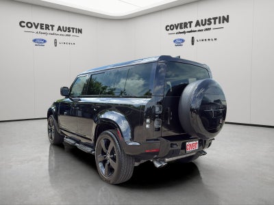 2025 Land Rover Defender 110 V8