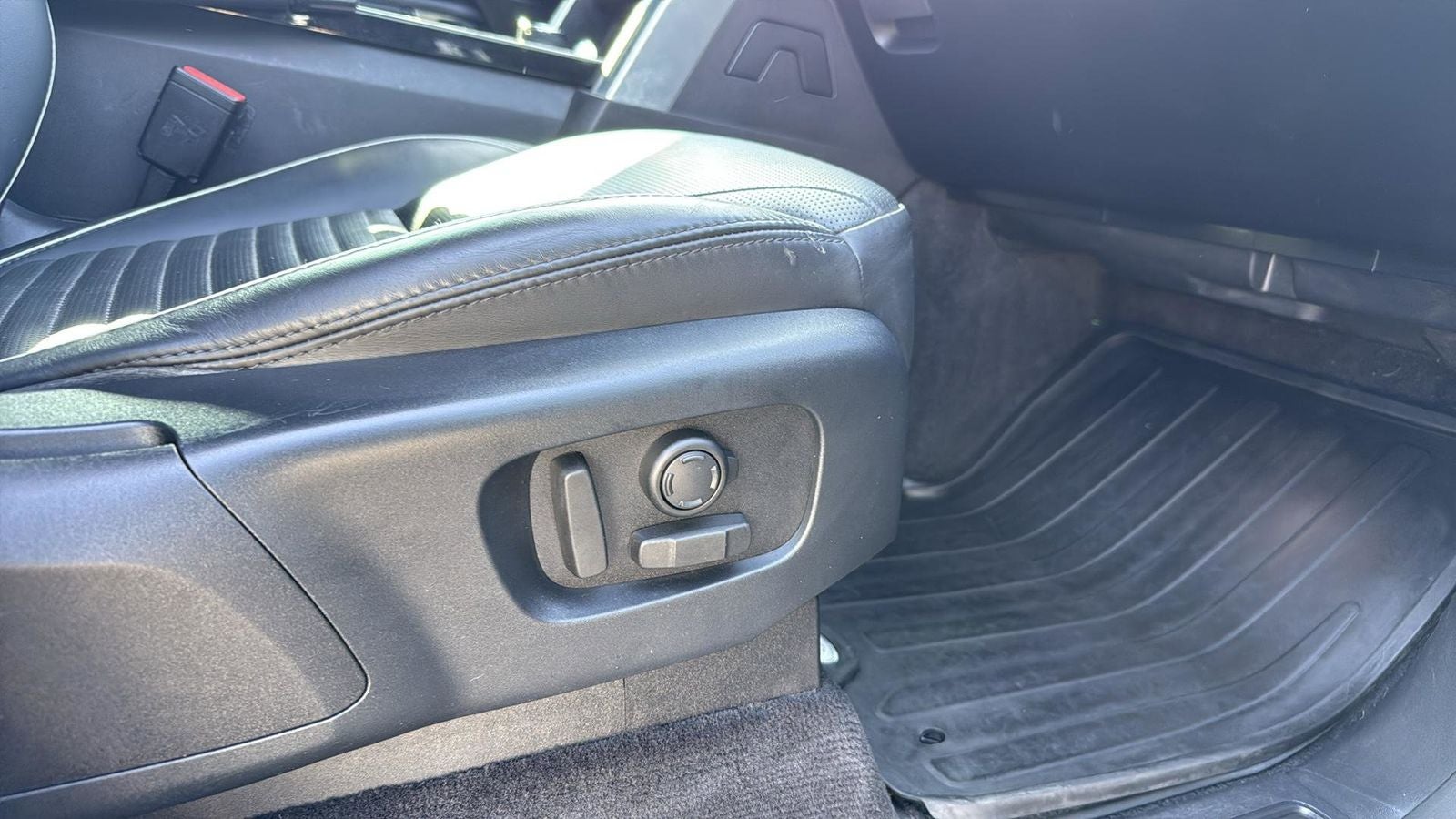 2020 Land Rover Discovery HSE Luxury