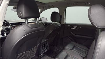 2020 Audi Q7 55 Premium Plus quattro
