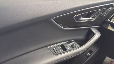 2022 Audi Q7 55 Prestige quattro