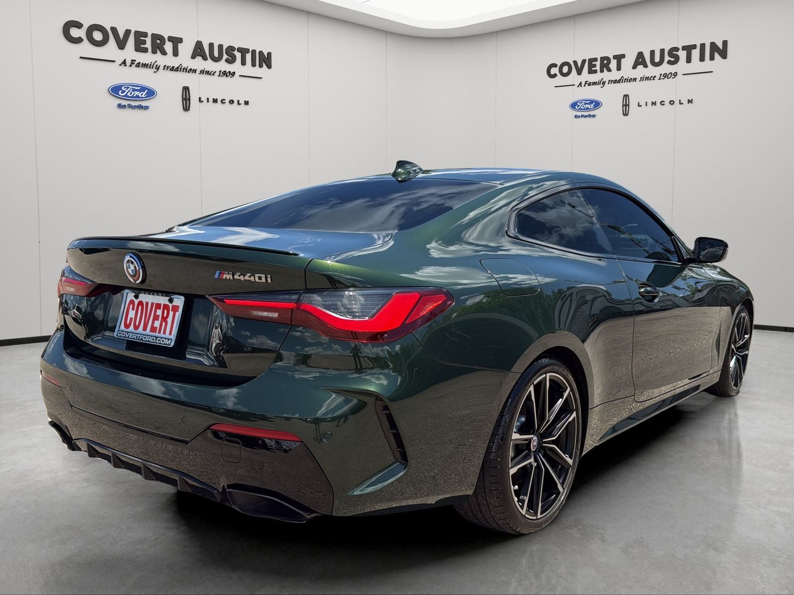 2022 BMW 4 Series M440i