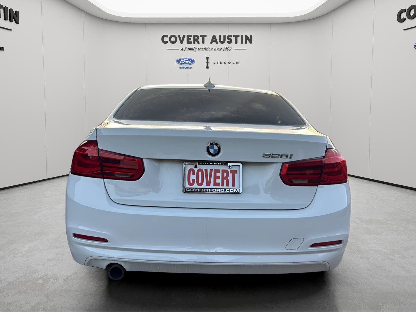 2018 BMW 3 Series 320i