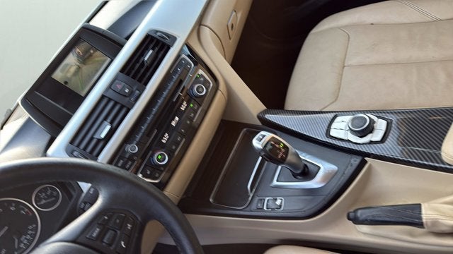 2018 BMW 3 Series 320i