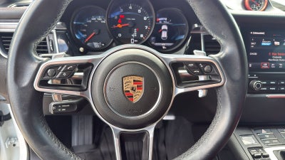 2018 Porsche Macan Sport Edition