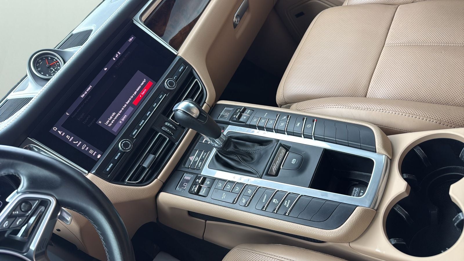 2020 Porsche Macan Base