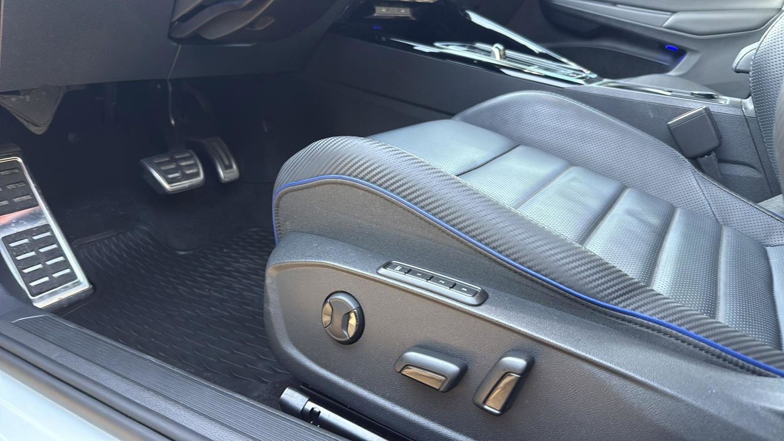 2024 Volkswagen Golf R 2.0T