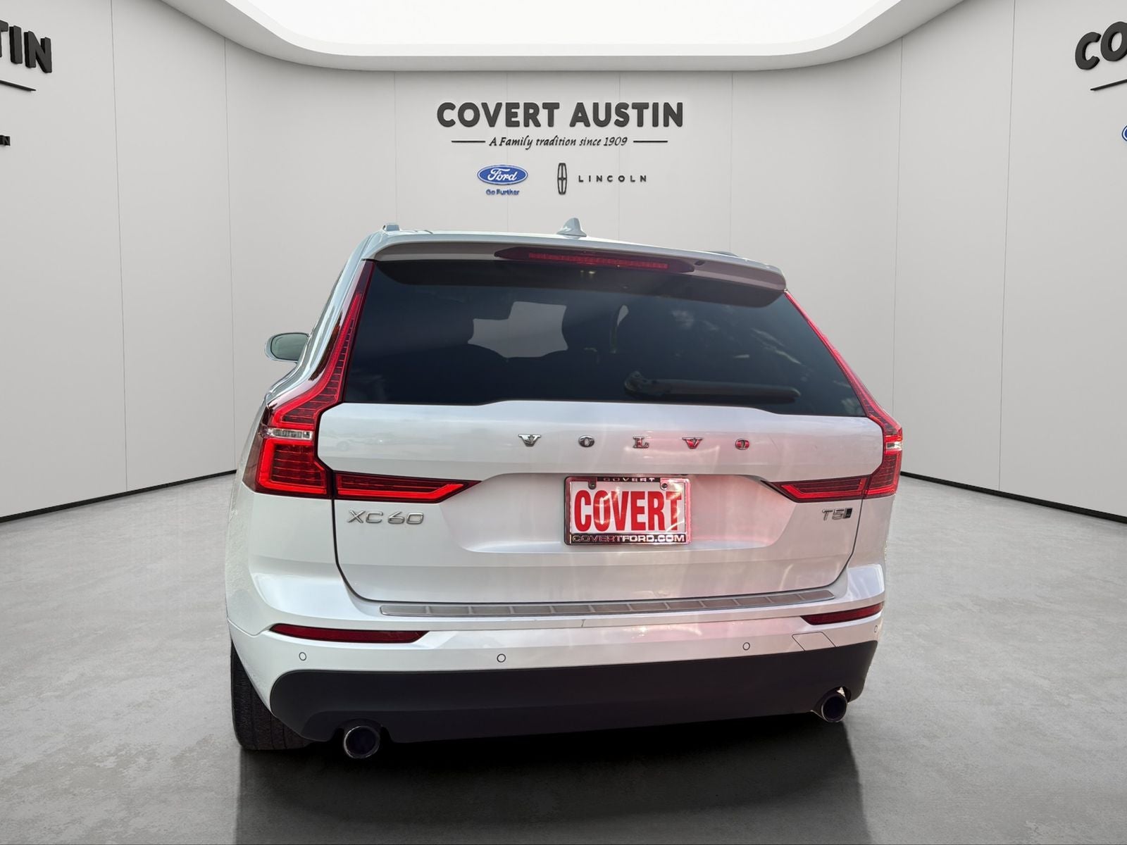 2021 Volvo XC60 T5 Momentum