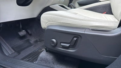 2022 Volvo XC40 Momentum