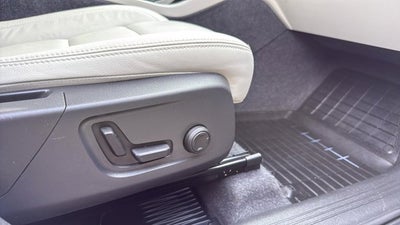 2022 Volvo XC40 Momentum